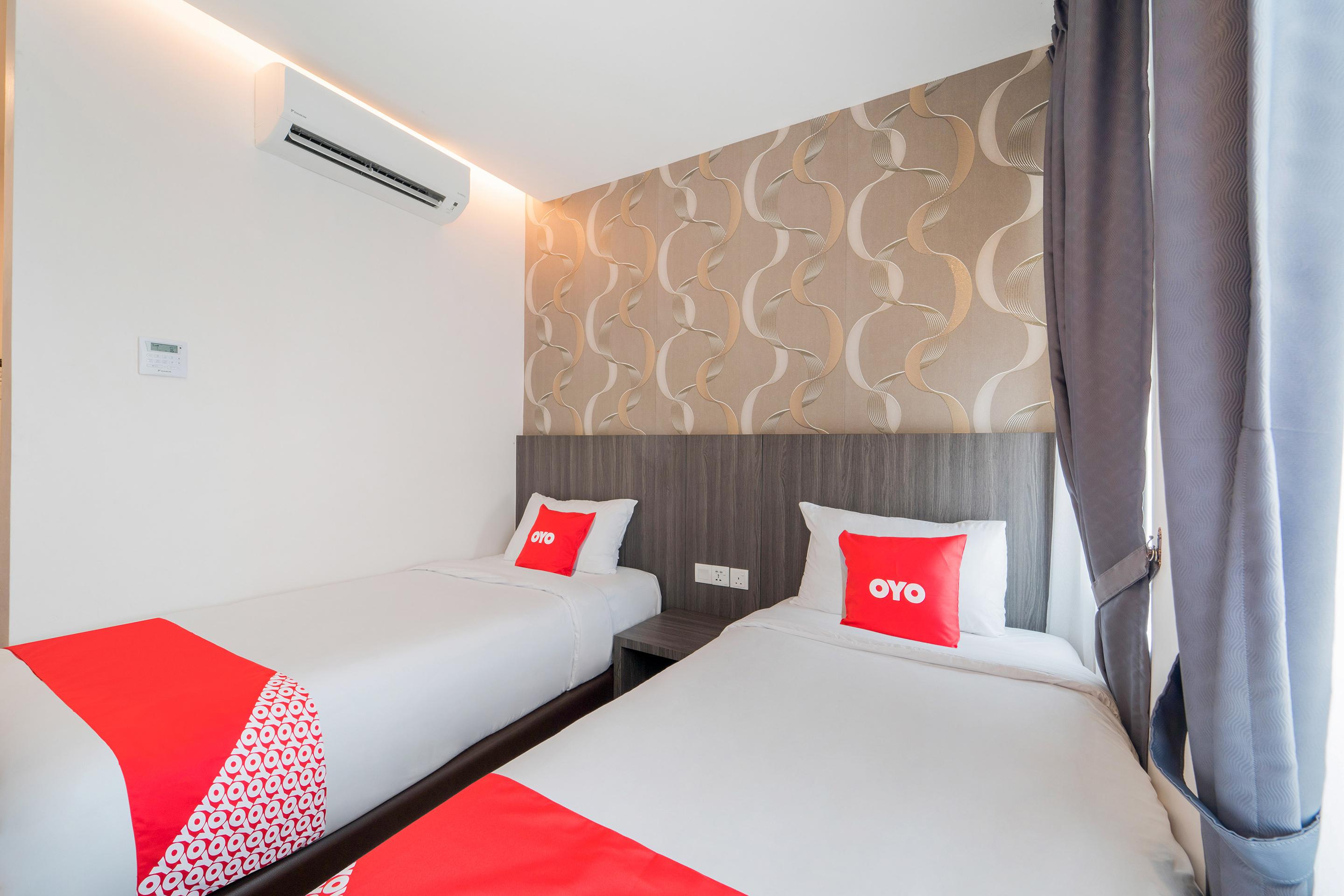 Capital O 89386 Stay 365 Hotel Чанглун Экстерьер фото