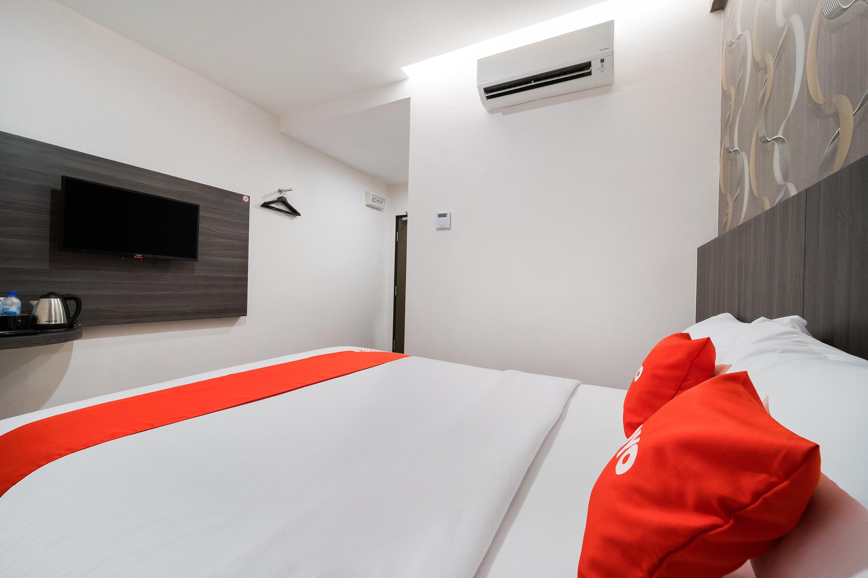 Capital O 89386 Stay 365 Hotel Чанглун Экстерьер фото