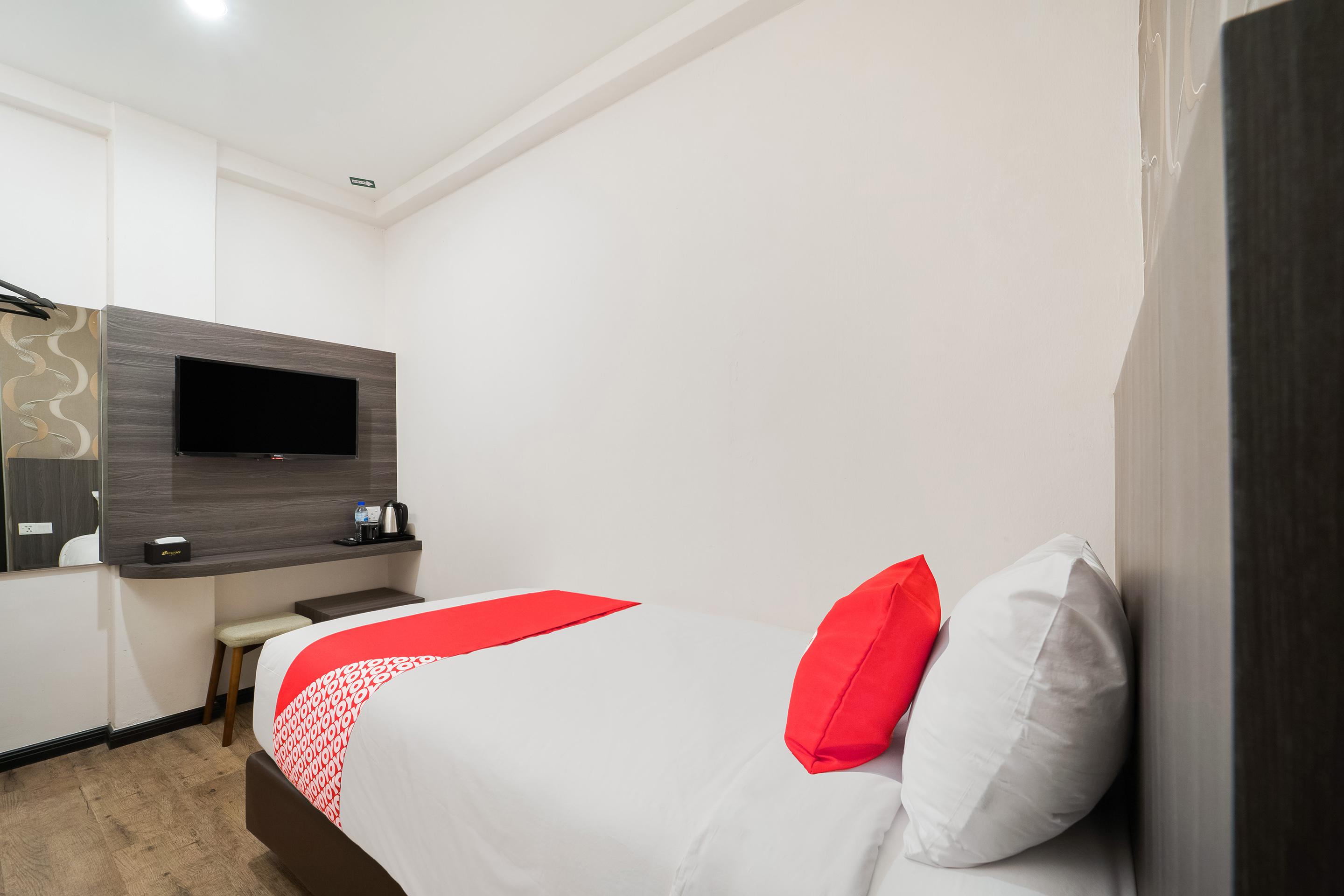 Capital O 89386 Stay 365 Hotel Чанглун Экстерьер фото